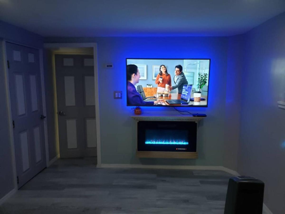 Lovely 2 Bedroom Apartment With 2 Entrance And Parking Нью-Йорк Екстер'єр фото